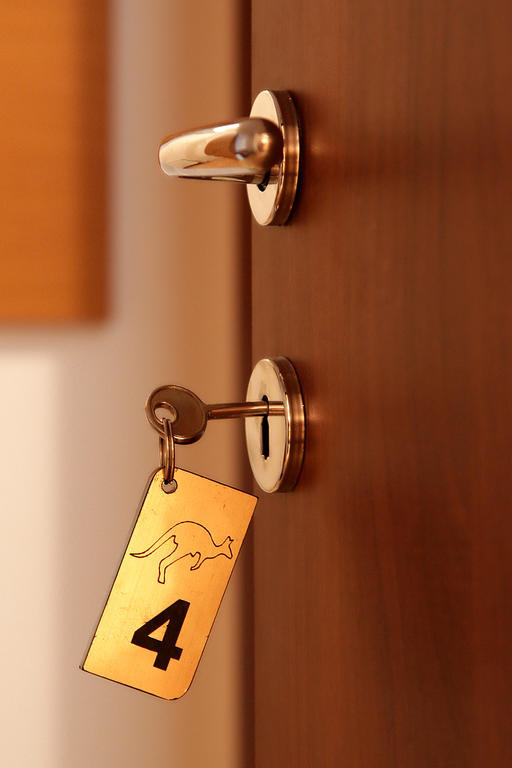 Kengur Resort Belgrade Room photo